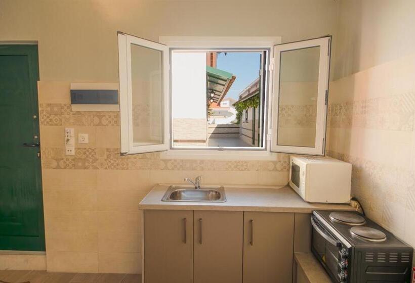 침실 1개 디럭스 아파트, Chandris Apartments