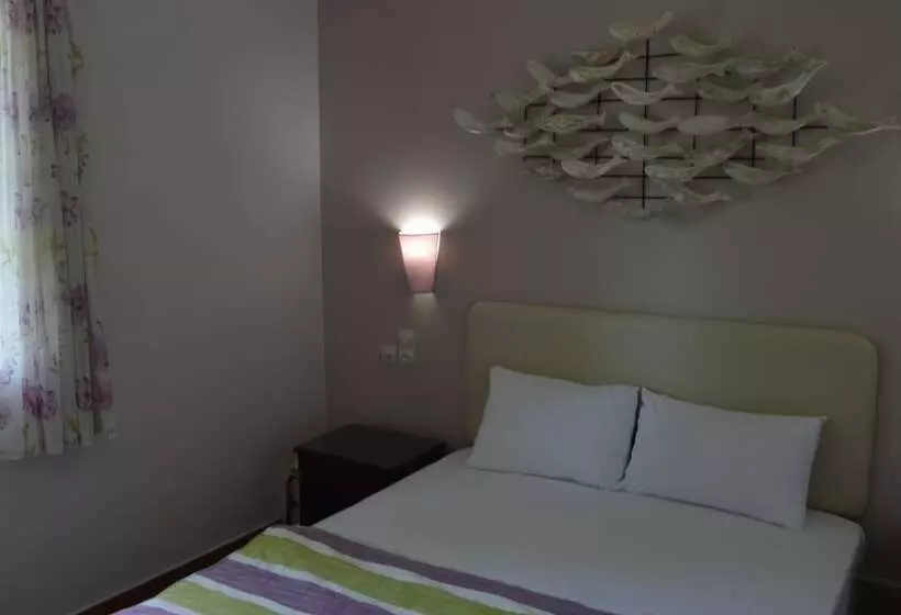 家族用アパートメント, Diamond Palace Apartments