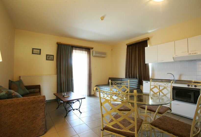 家庭公寓, Diamond Palace Apartments