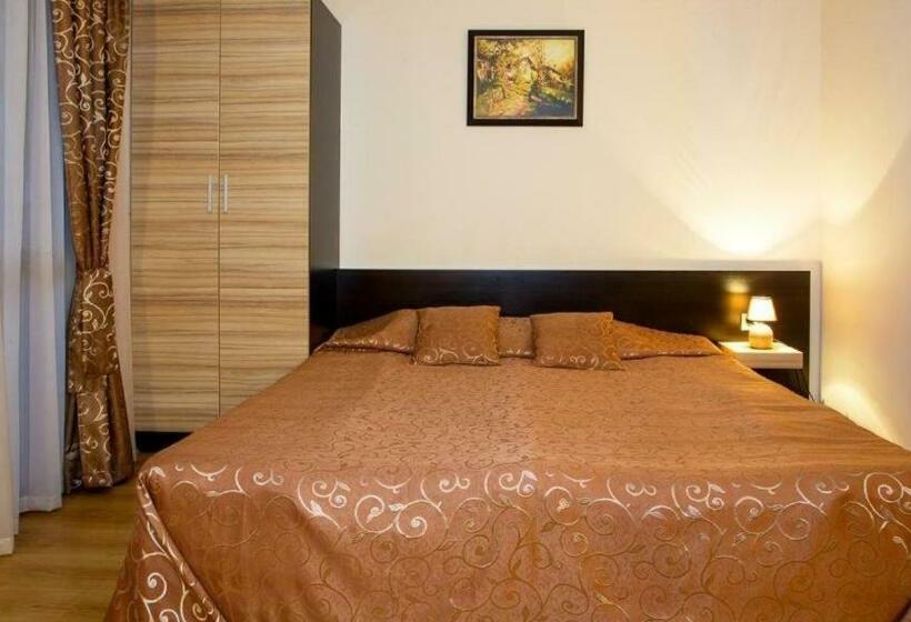 标准工作室, Smartr Green Wood Hotel & Spa