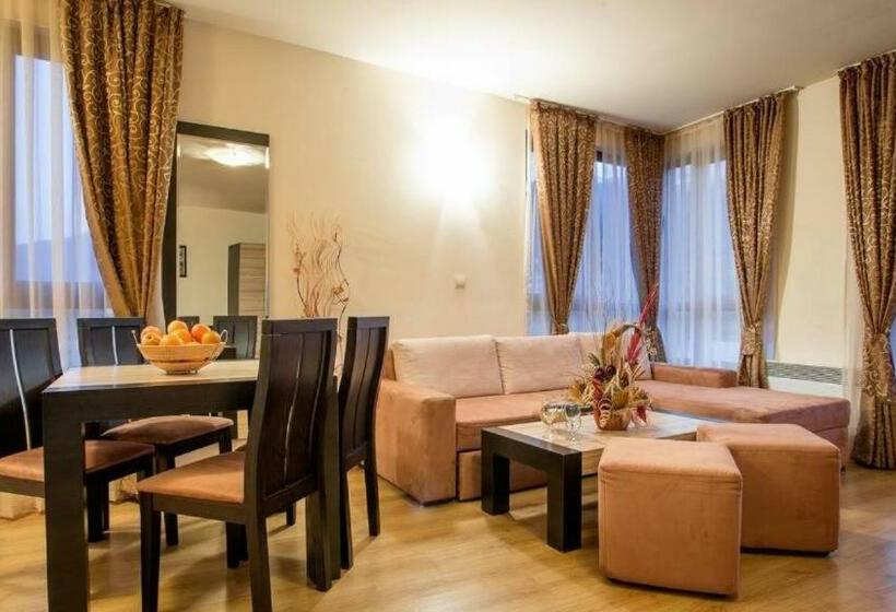 标准工作室, Smartr Green Wood Hotel & Spa