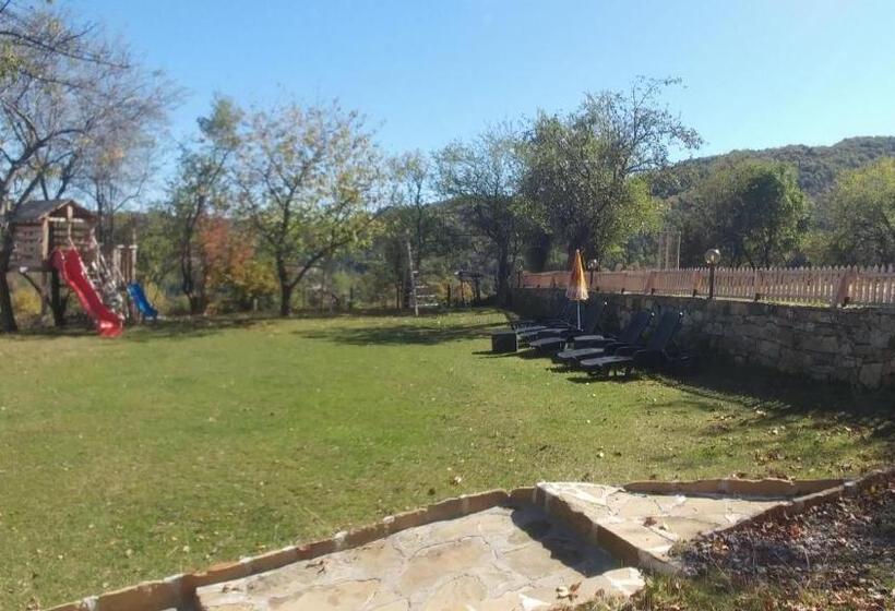 בית, חדר שינה 1, арт комплекс горски дом трявна