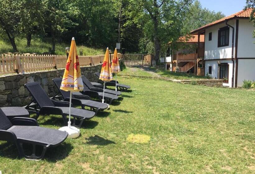 בית, חדר שינה 1, арт комплекс горски дом трявна