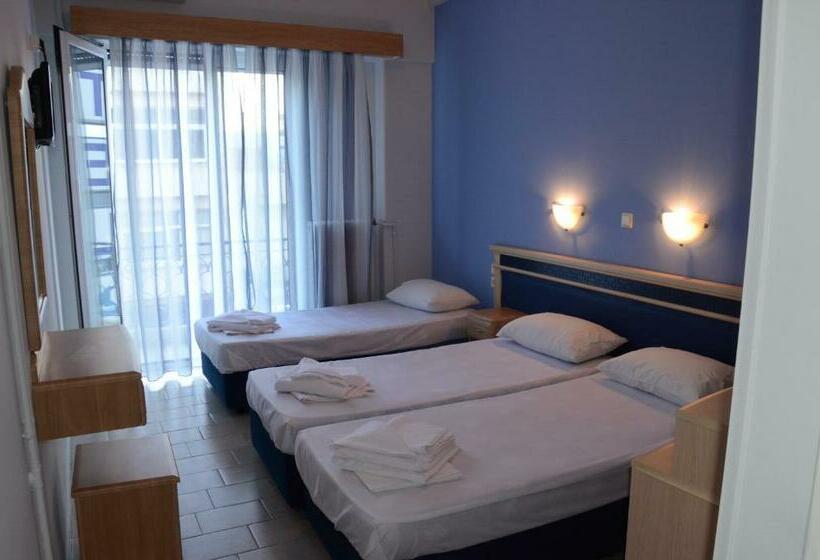 스탠다드 트리플 룸, Argo