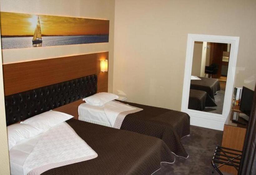 패밀리 룸, City Hotel Plovdiv