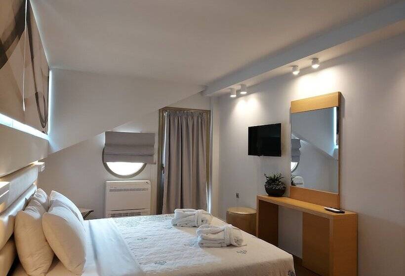 غرفة ديلوكس مطلّة علي البحر, Epavlis Eleftheriadi