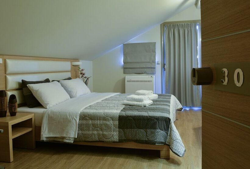 غرفة ديلوكس مطلّة علي البحر, Epavlis Eleftheriadi