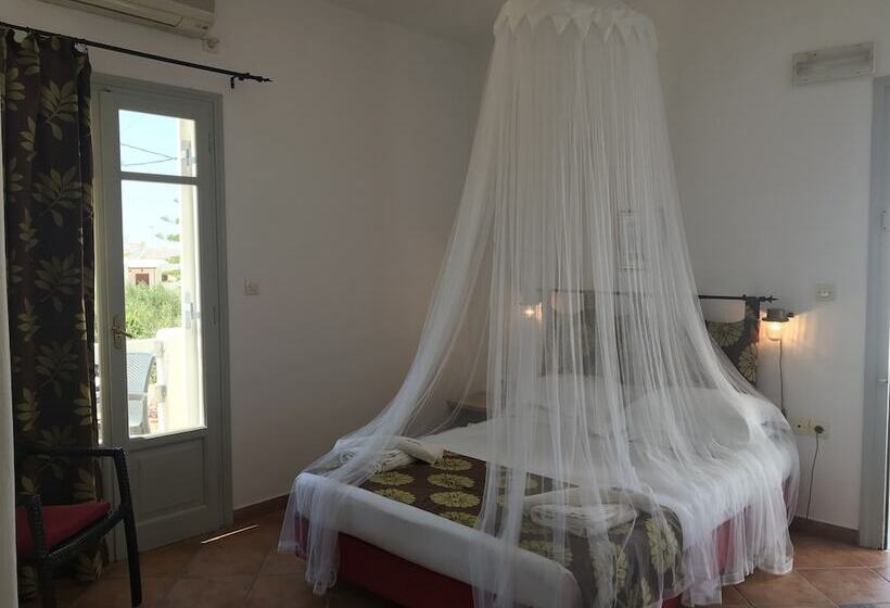 Номер Классический Вид на Город, Quartano Suites By Heliessa, Adults Only