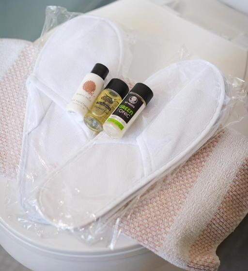 غرفة قياسية ثلاثية, Sourediko