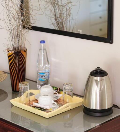 غرفة إقتصادية ثلاثية, Sourediko