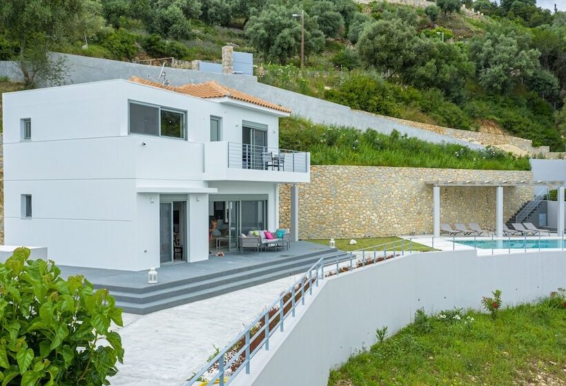 3 베드룸 디럭스 빌라, Thealos Village