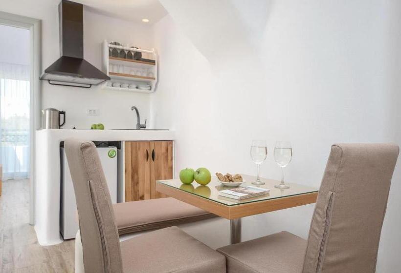 Apartamento Deluxe 1 Dormitório, Villa Adriana