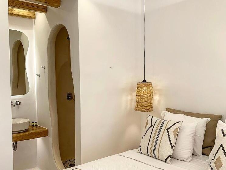 Escritório Estándar, Villa Adriana