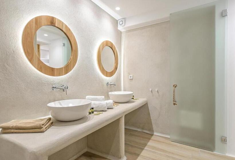 Apartamento 2 Dormitórios, Villa Adriana