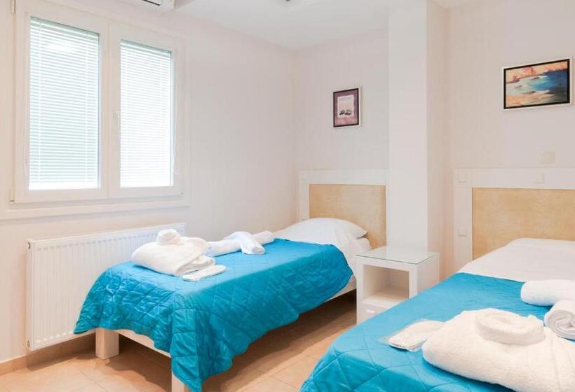 Apartamento Superior 1 Dormitório, Villa Adriana