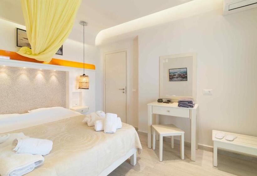 2 Bedrooms Suite Sea View, Villa Adriana