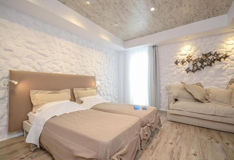 Apartamento Deluxe 1 Dormitório, Villa Adriana