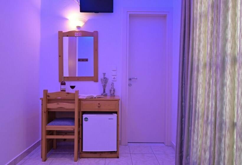 חדר סטנדרט יחיד, Zeus