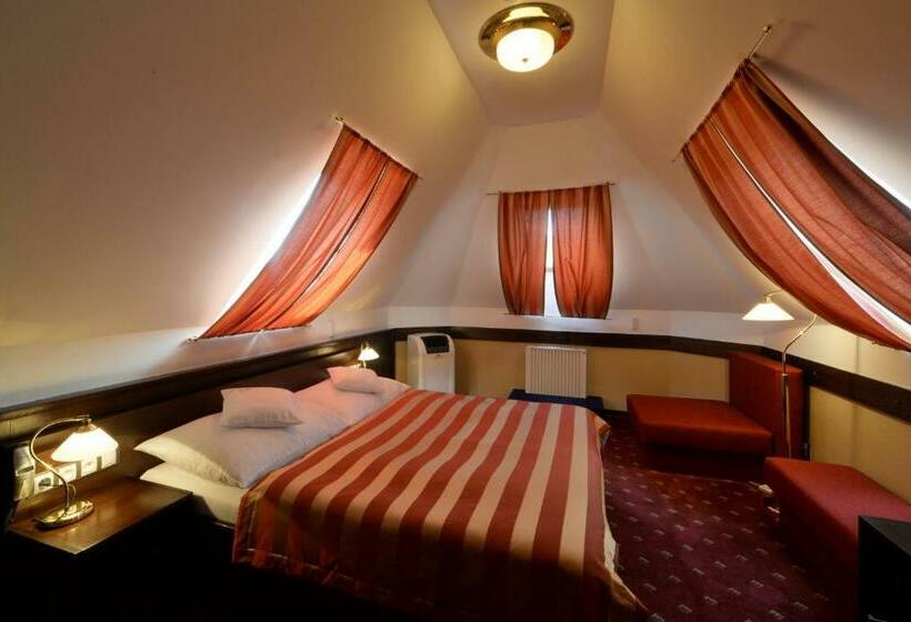 스탠다드 룸, Berg