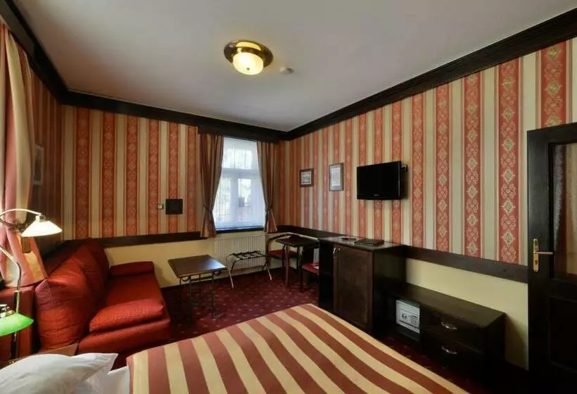 Junior Suite, Berg