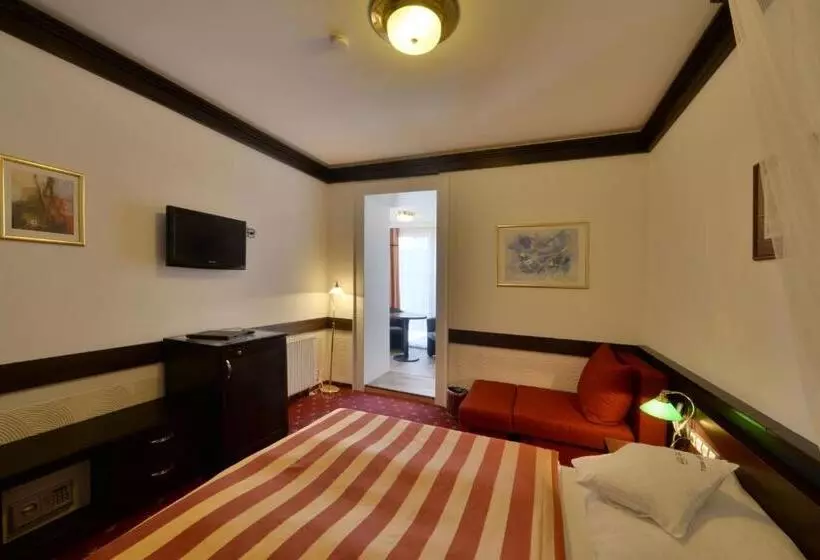 Junior Suite, Berg