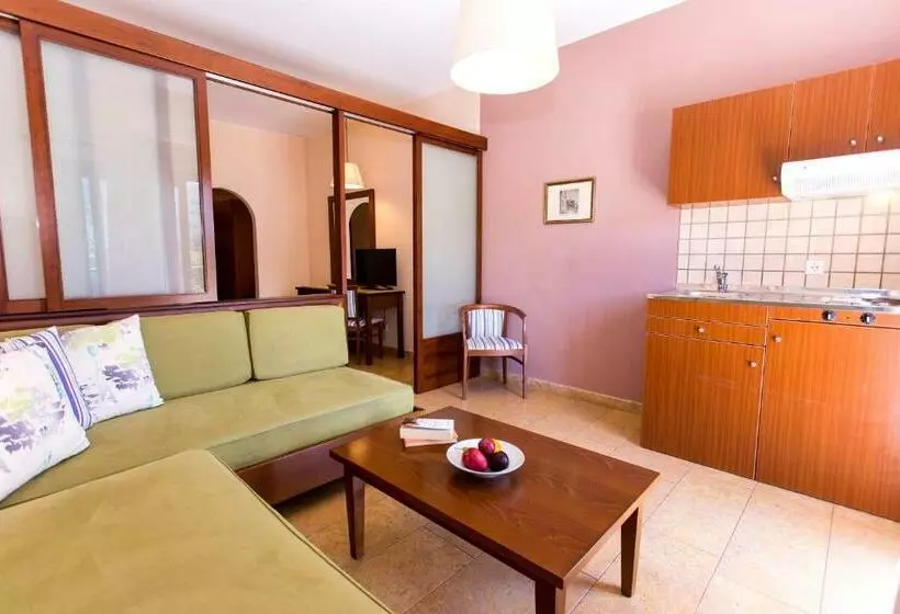 Habitació Quàdruple Estàndard, Dracos