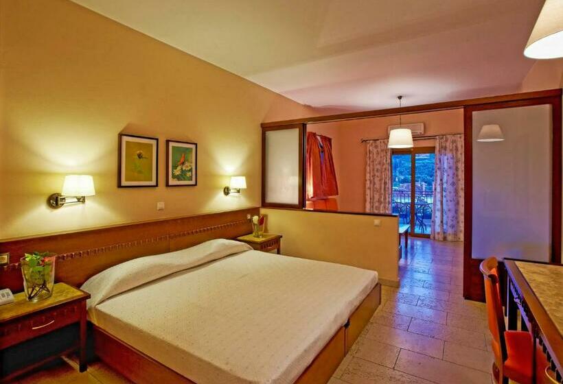 Четырехместный Номер Стандарт, Dracos