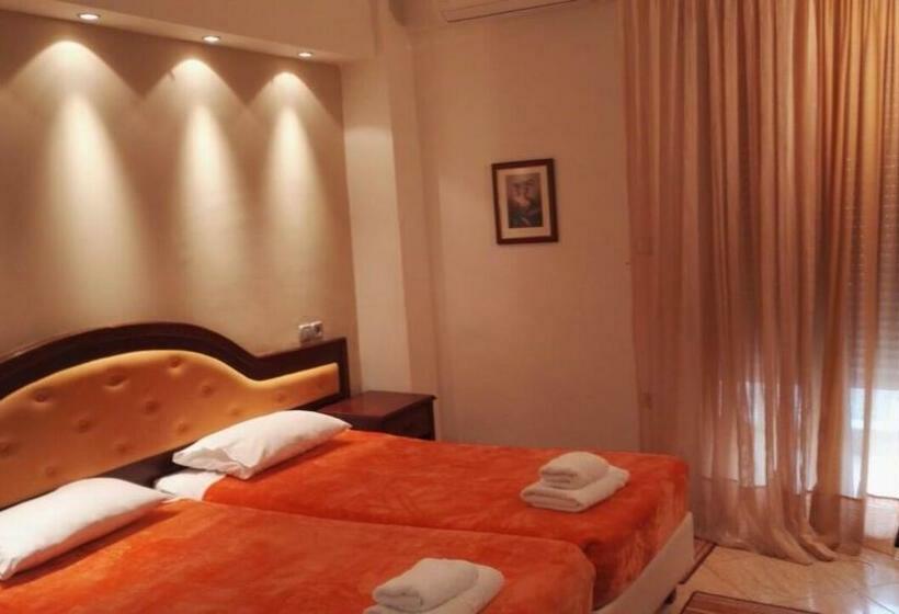 Quarto Estandar, Filippos