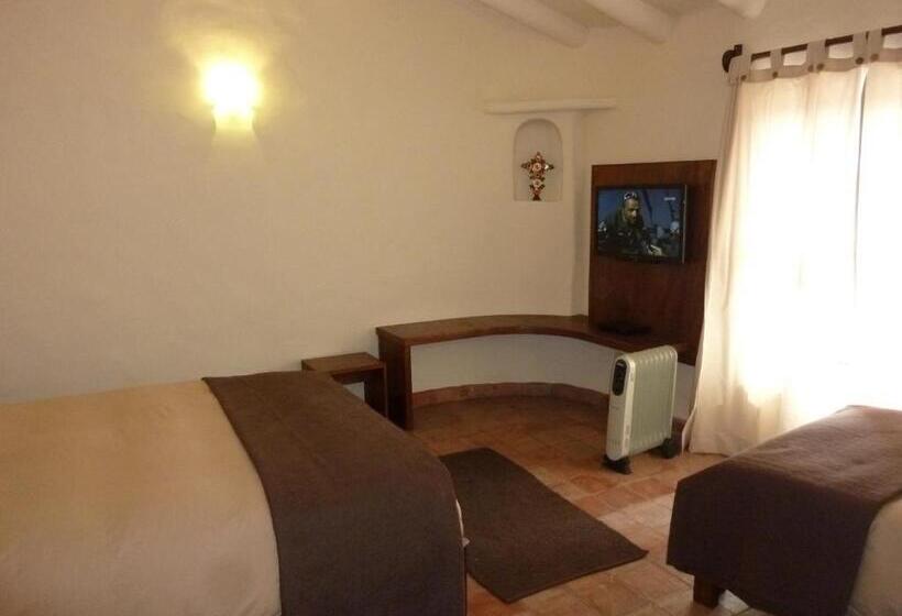 شقة غرفتين, Kutty Wasi