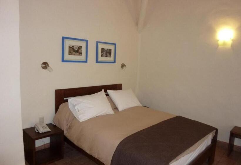 شقة غرفتين, Kutty Wasi