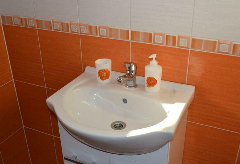 חדר סטנדרט עם מרפסת, Penzion Levandule