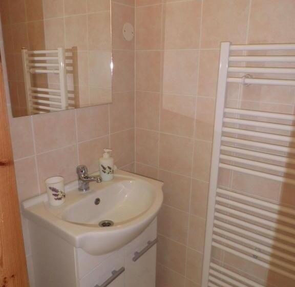 דירת חדר, Penzion Levandule