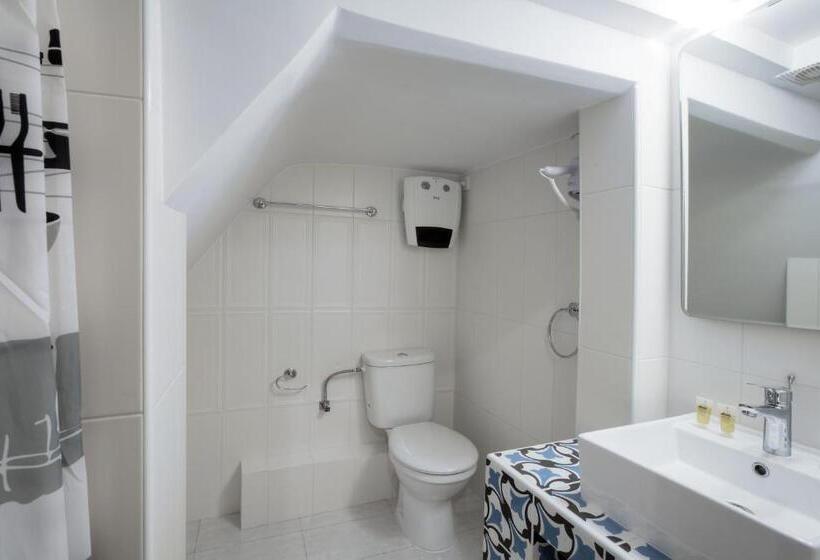 غرفة قياسية, Omorfi Poli