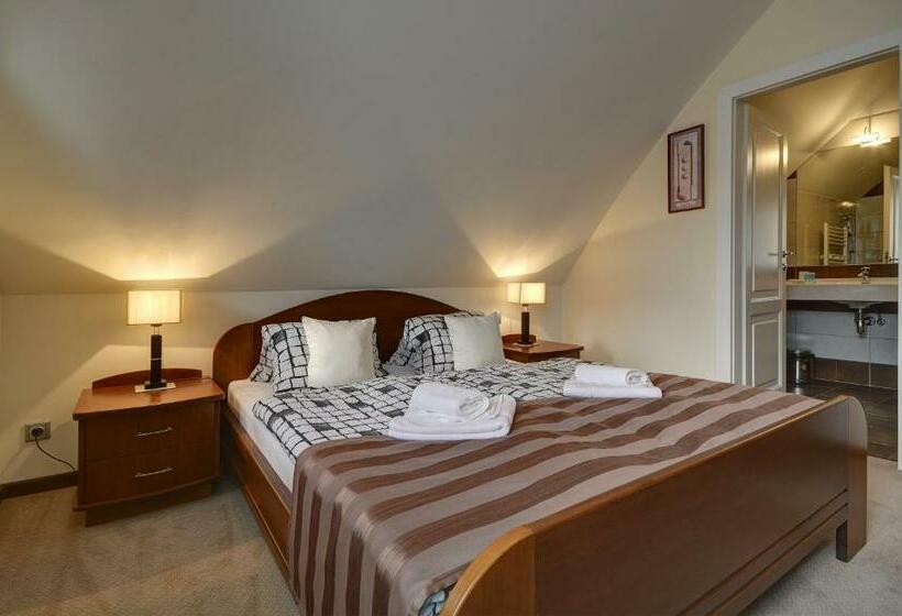 חדר דלוקס עם מרפסת, Pension Villa Miluška