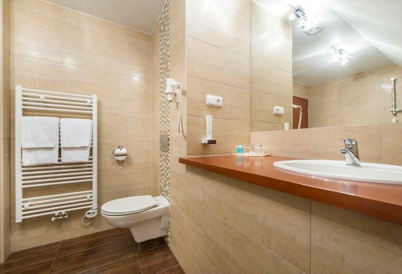 スイート, Skanzen