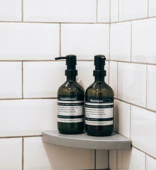 اتاق استاندارد با تخت بزرگ, The Lot Boutique