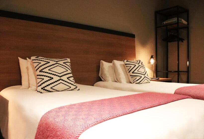 اتاق استاندارد با تخت بزرگ, The Lot Boutique