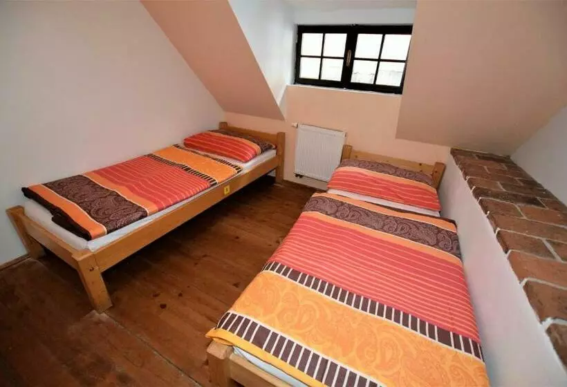 バス共有のスタンダードルーム, Travel Hostel