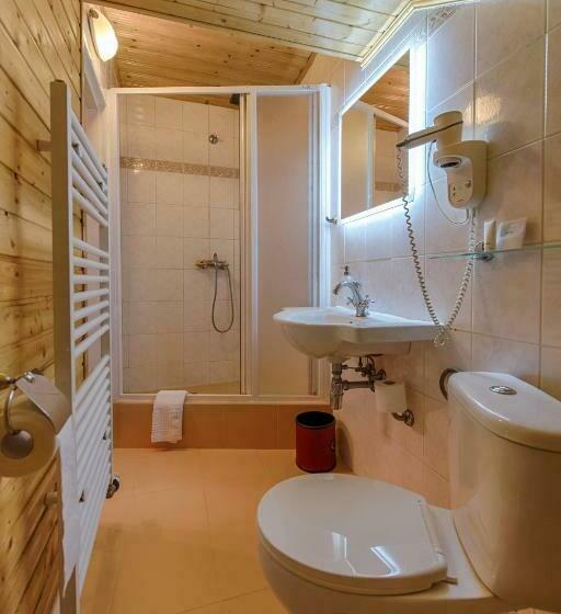 חדר אקונומי, Zlatý Orel