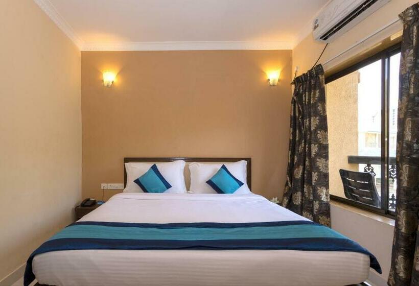 Camera Superiore Vista Piscina, Rendezvous Beach Resort Panjim