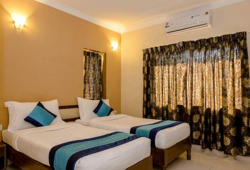 Executive-huone, Rendezvous Beach Resort Panjim