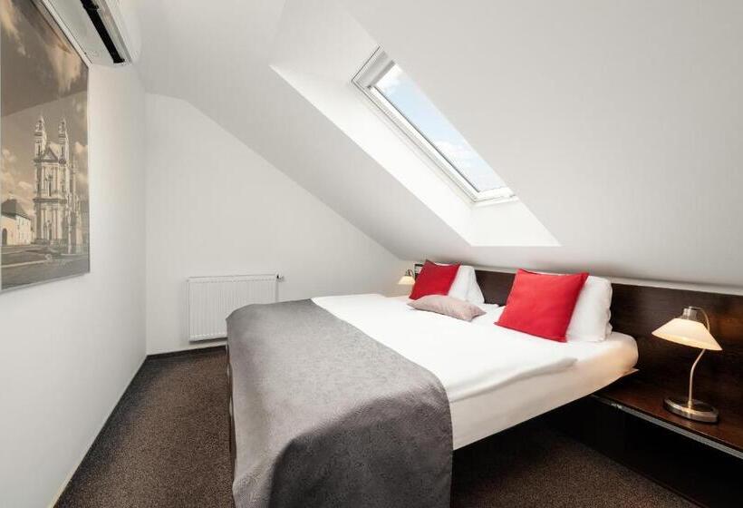 جناح غرفتين نوم, Wine & Wellness Hotel Besední Dům