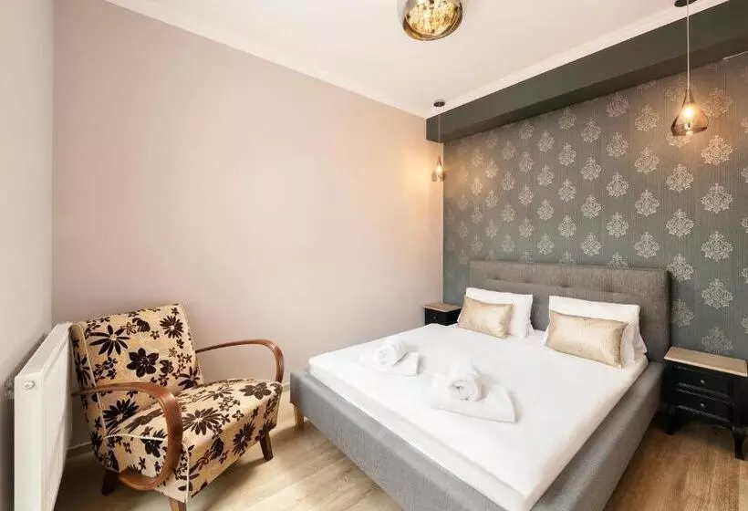 اتاق لوکس, Wine & Wellness Hotel Besední Dům