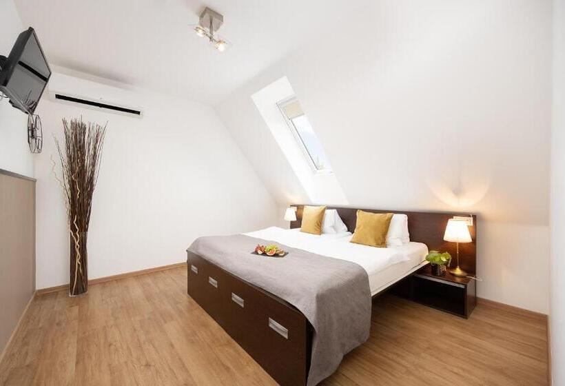 غرفة قياسية, Wine & Wellness Hotel Besední Dům