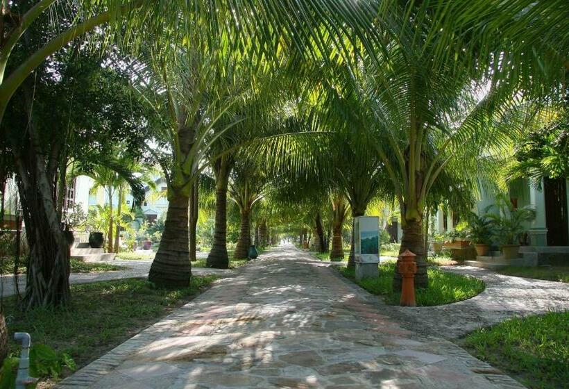 اتاق سوپریور با چشمانداز باغ, Gold Rooster Resort