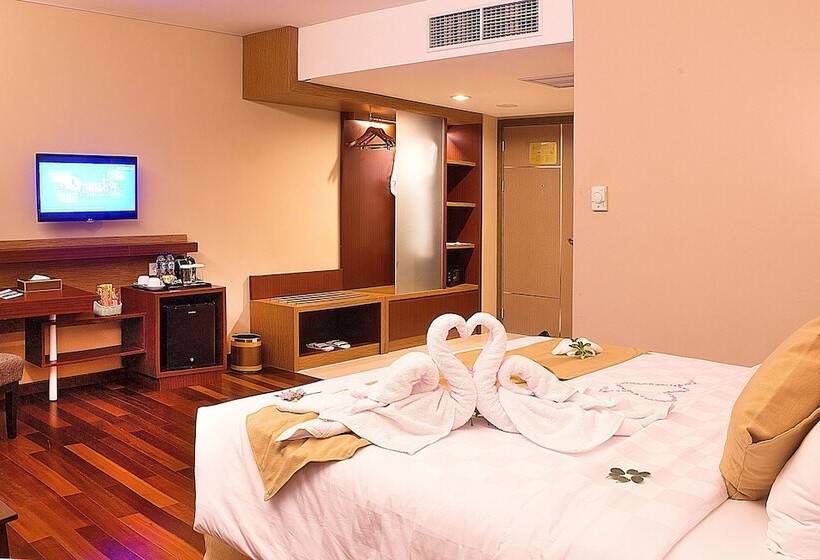 Номер Superior Вид на Город, Best Western Plus Coco Palu