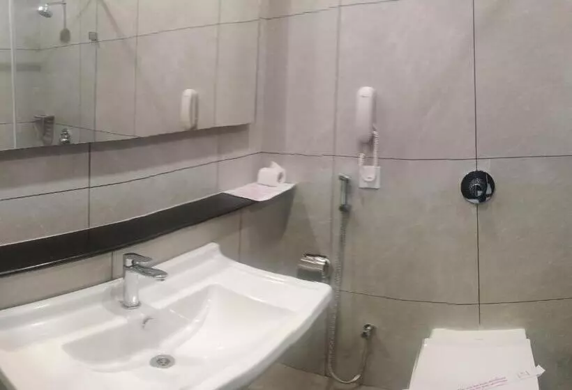 اتاق راحتی, Heritage Inn
