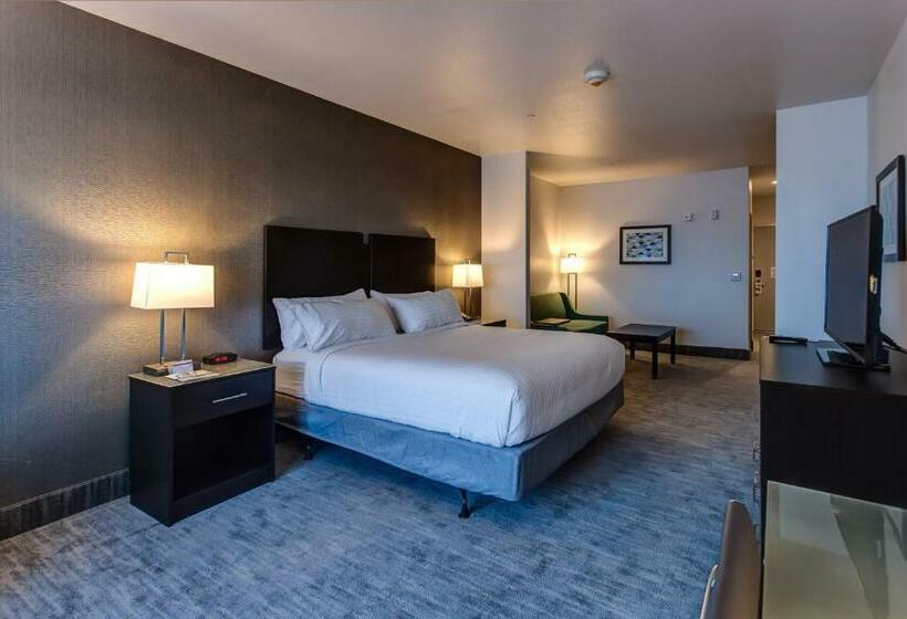 キングサイズベッドのスイートルーム, Holiday Inn Express & Suites Gatesville   N. Ft Hood, An Ihg