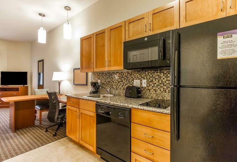 스위트, Mainstay Suites Stanley