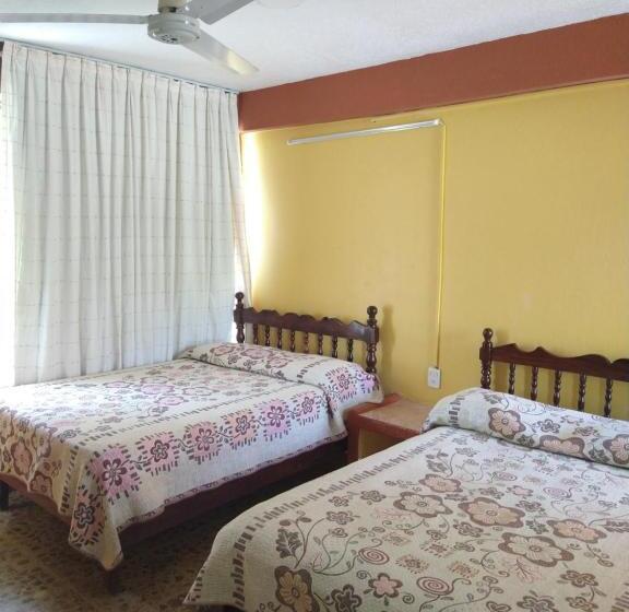 חדר סטנדרט שתי מיטות זוגיות, Olimar